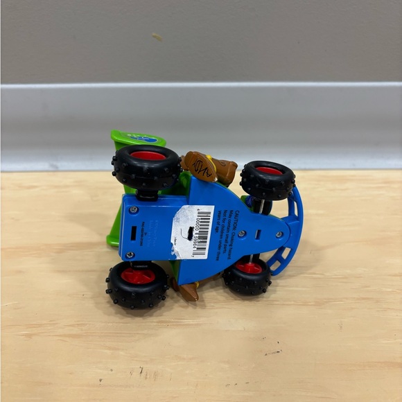 Toy Story Woody and RC Car Toy - Picture 6 of 6